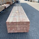 7x Douglas Balken Fijnbezaagd, 150x150mm, lengte 400cm